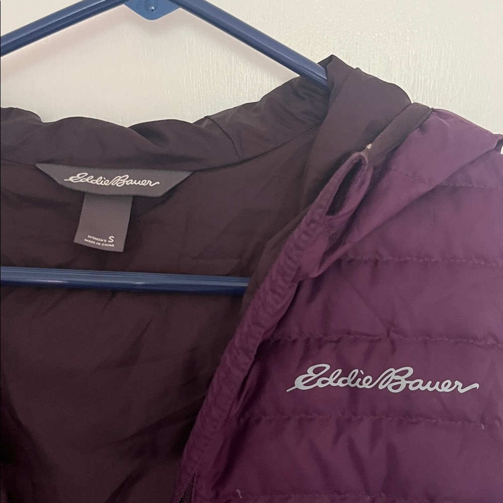 Eddie Bauer Puffer Jacket - Picture 2 of 7